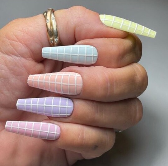 30+ Stunning Coffin Nail Designs For 2021 - The Glossychic