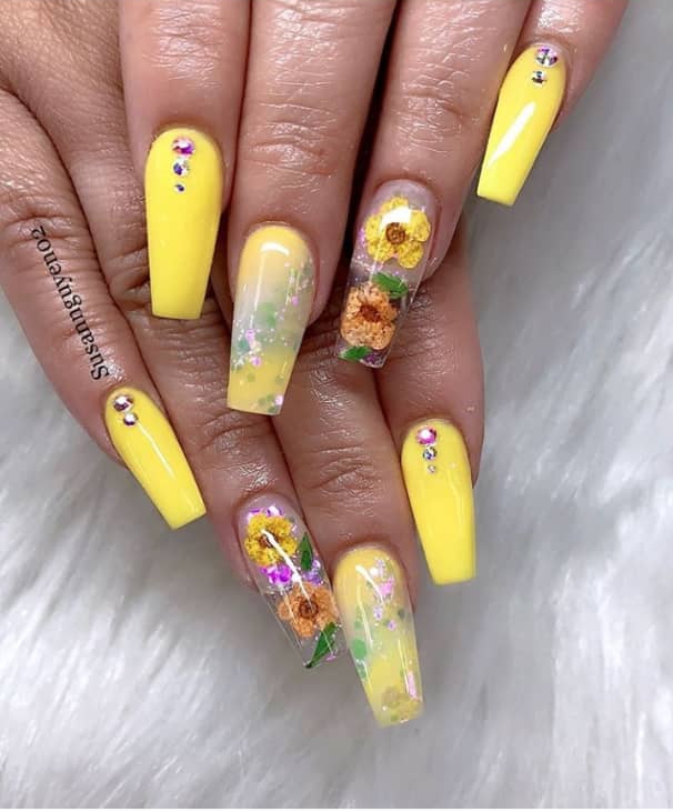 yellow nail designs