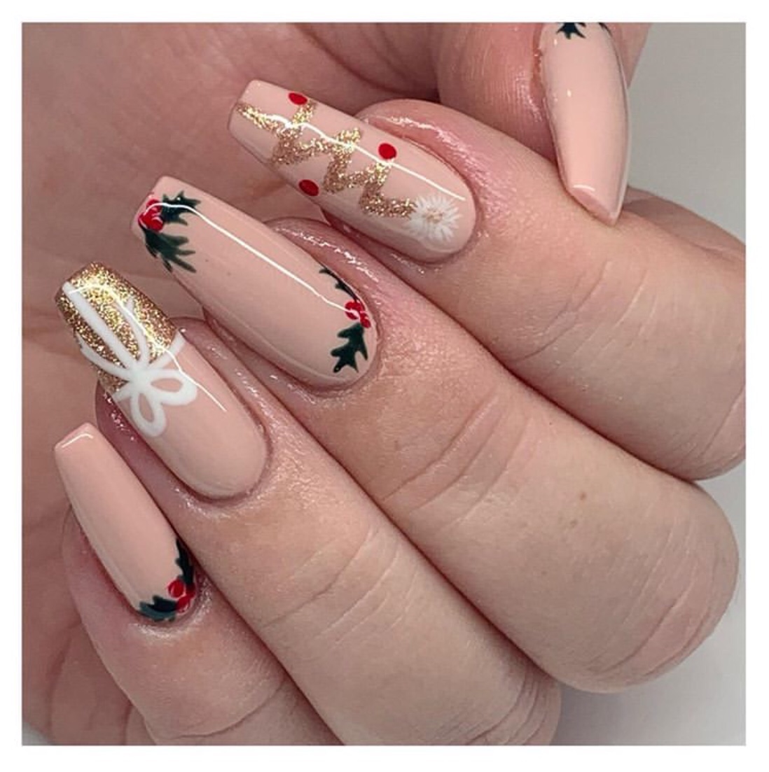 2019 Christmas nails