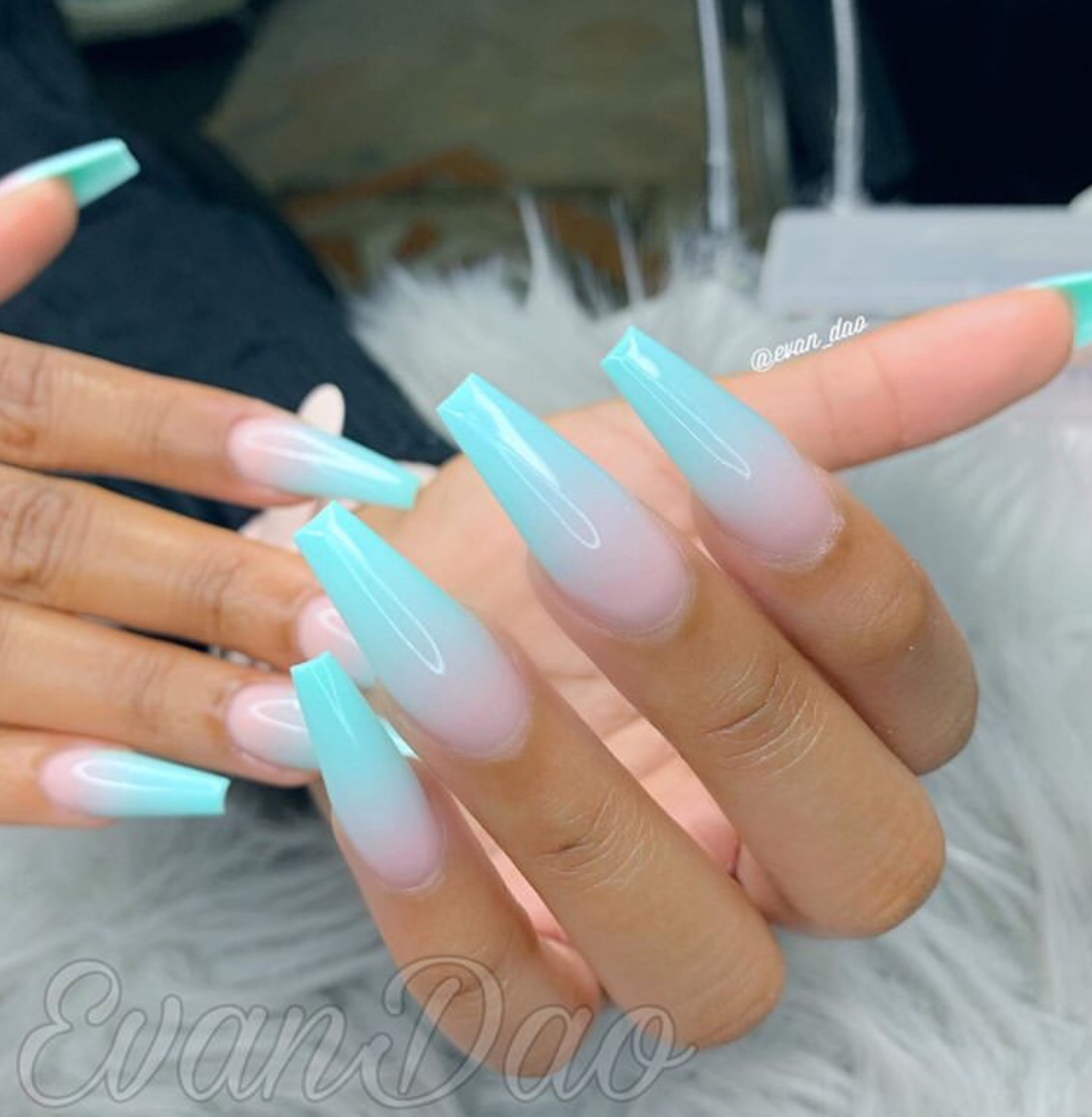 50+ Glam Nail Designs For Prom 2020 - The Glossychic