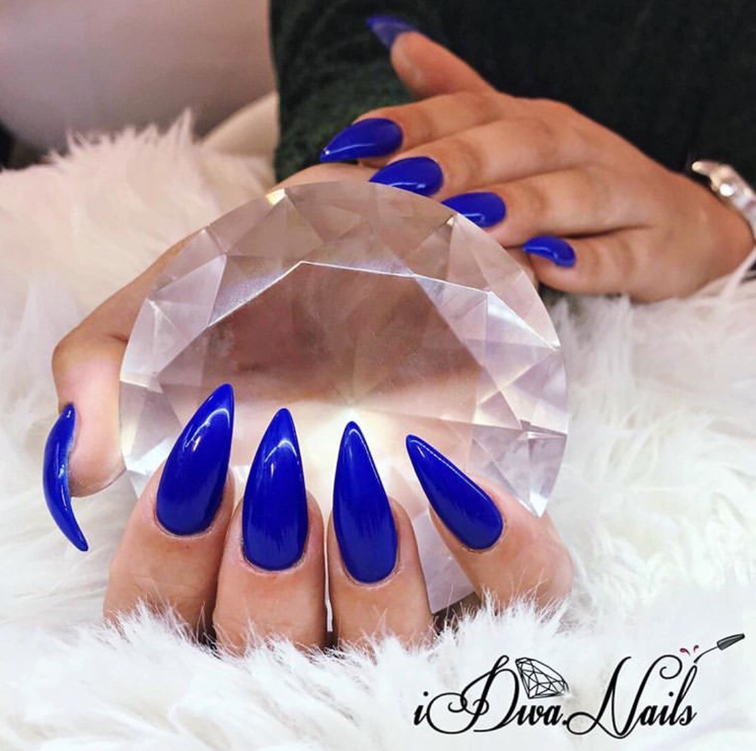 blue nail designs