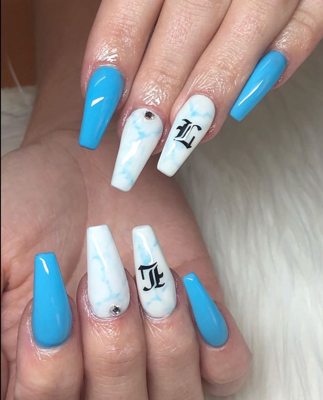 blue nail designs