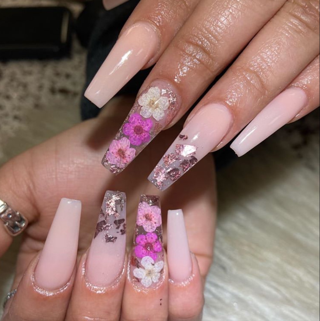 40 Glam Dried Flower Nail Designs For Spring The Glossychic