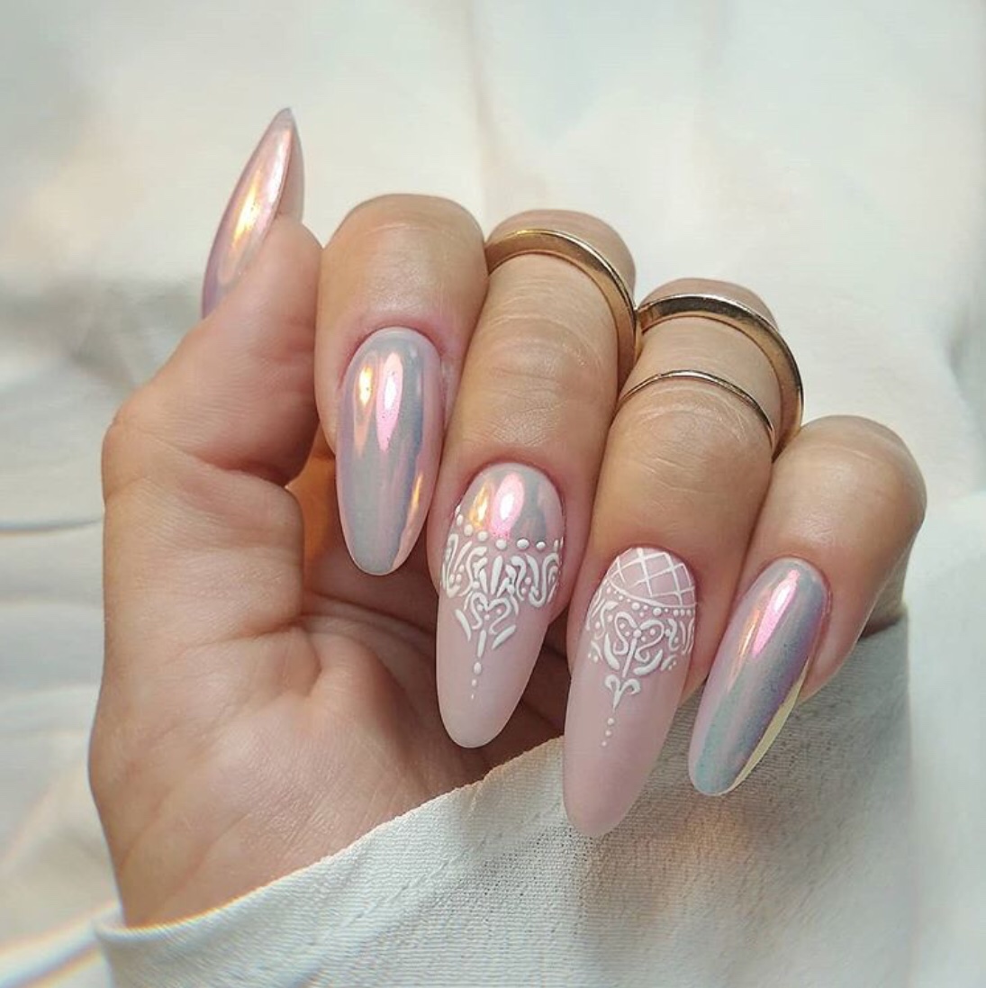 40 Beautiful Wedding Nail Designs For Modern Brides The Glossychic   Img 6555 