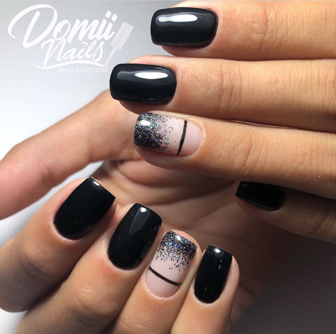 black nail