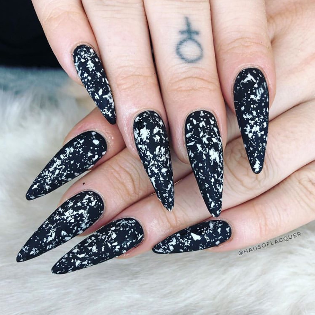 black and white nail designs