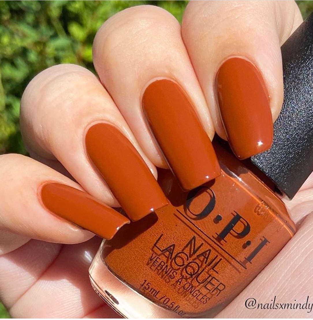 Perfectly Fiery Orange Nail Designs for the Fall Season