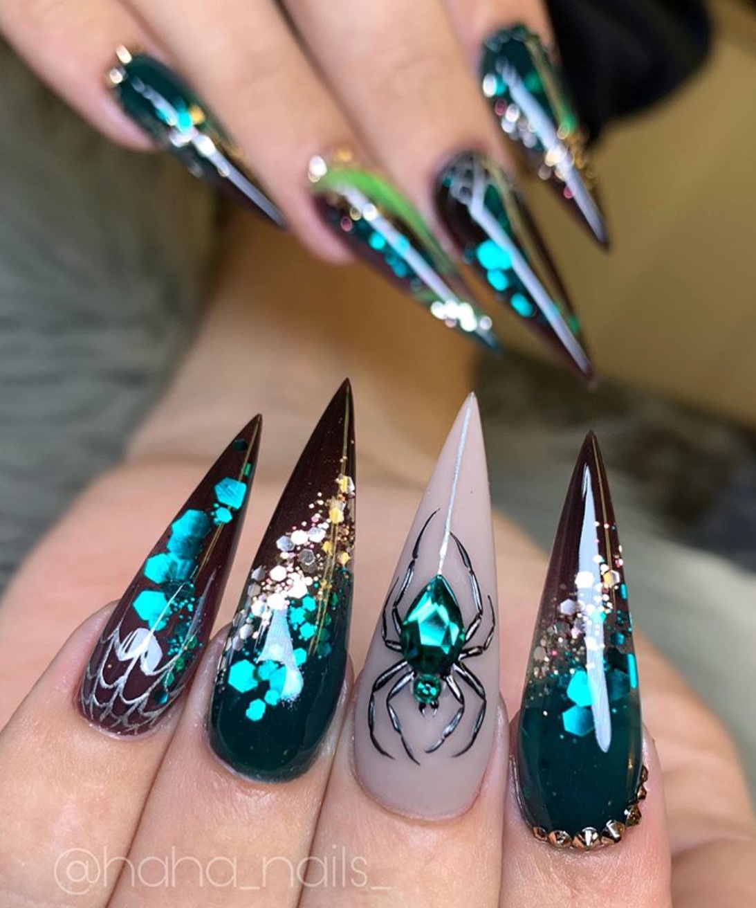 glam Halloween nails