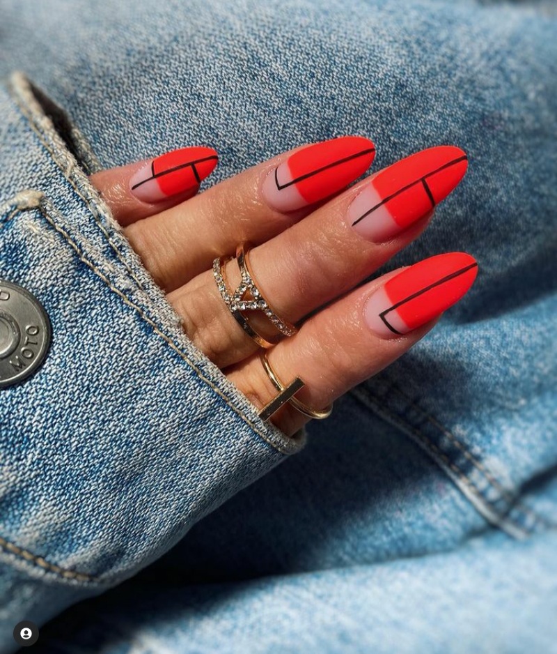 15 Lovely Red And Black Nail Designs - The Glossychic