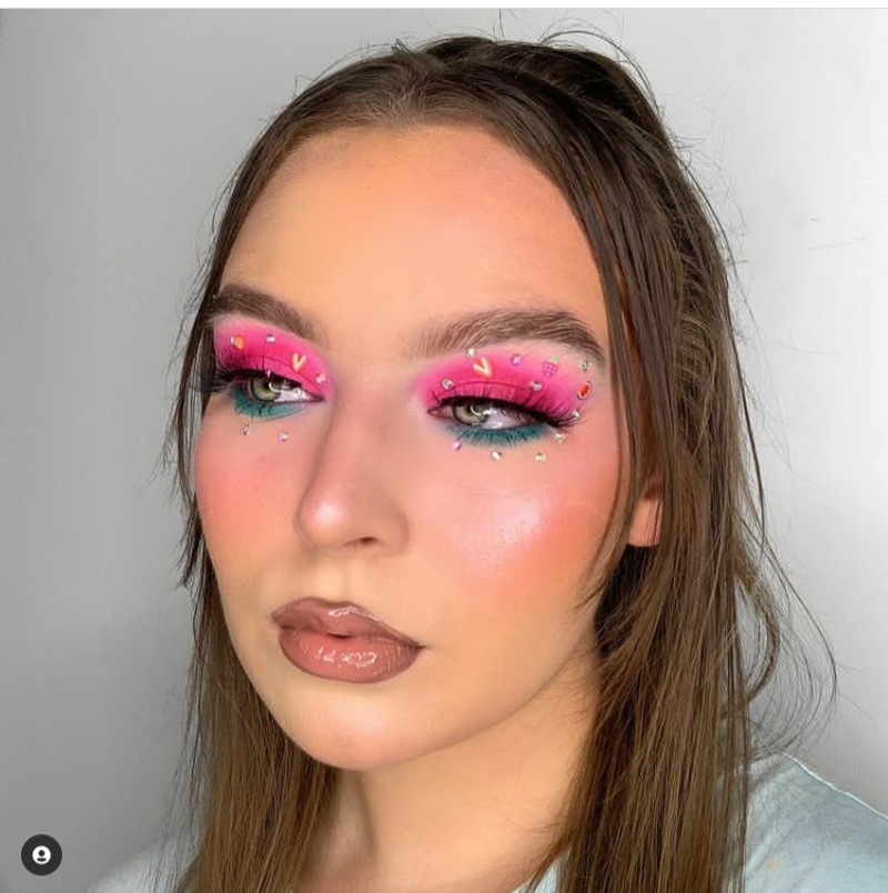 Trending Pink Eyeshadow