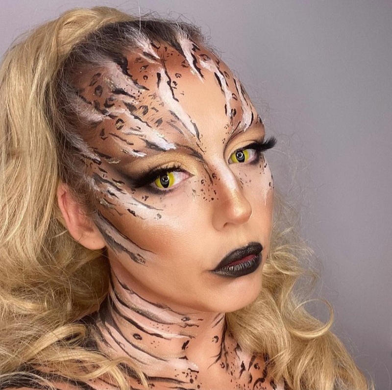tiger makeup for Halloween