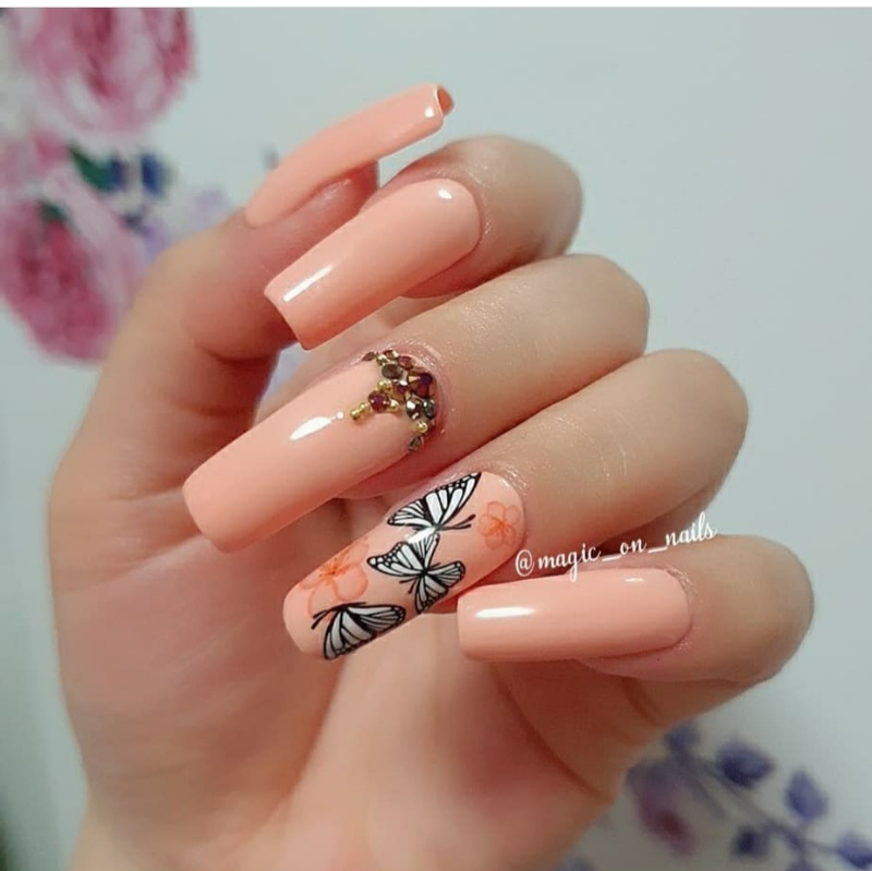 20+ Ways To Design Your Nails With Nail Stickers - The Glossychic