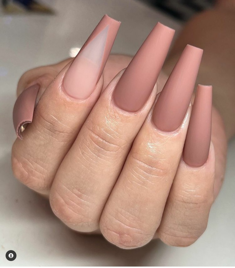 nude nails for 2022