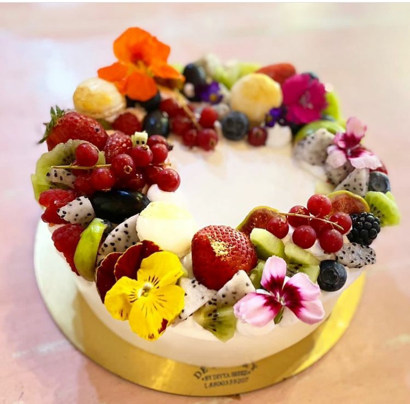 35 Beautiful Fruit Cakes Decorating Ideas The Glossychic 