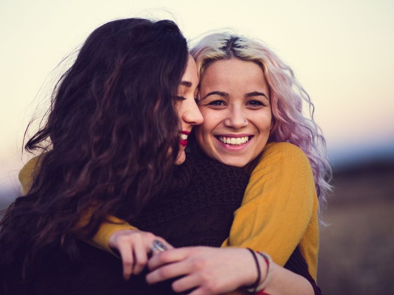 4 Stages Of Dating That Every Lesbian Goes Through
