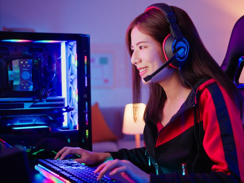 What Is Behind The Recent Rise In Female Gamers?
